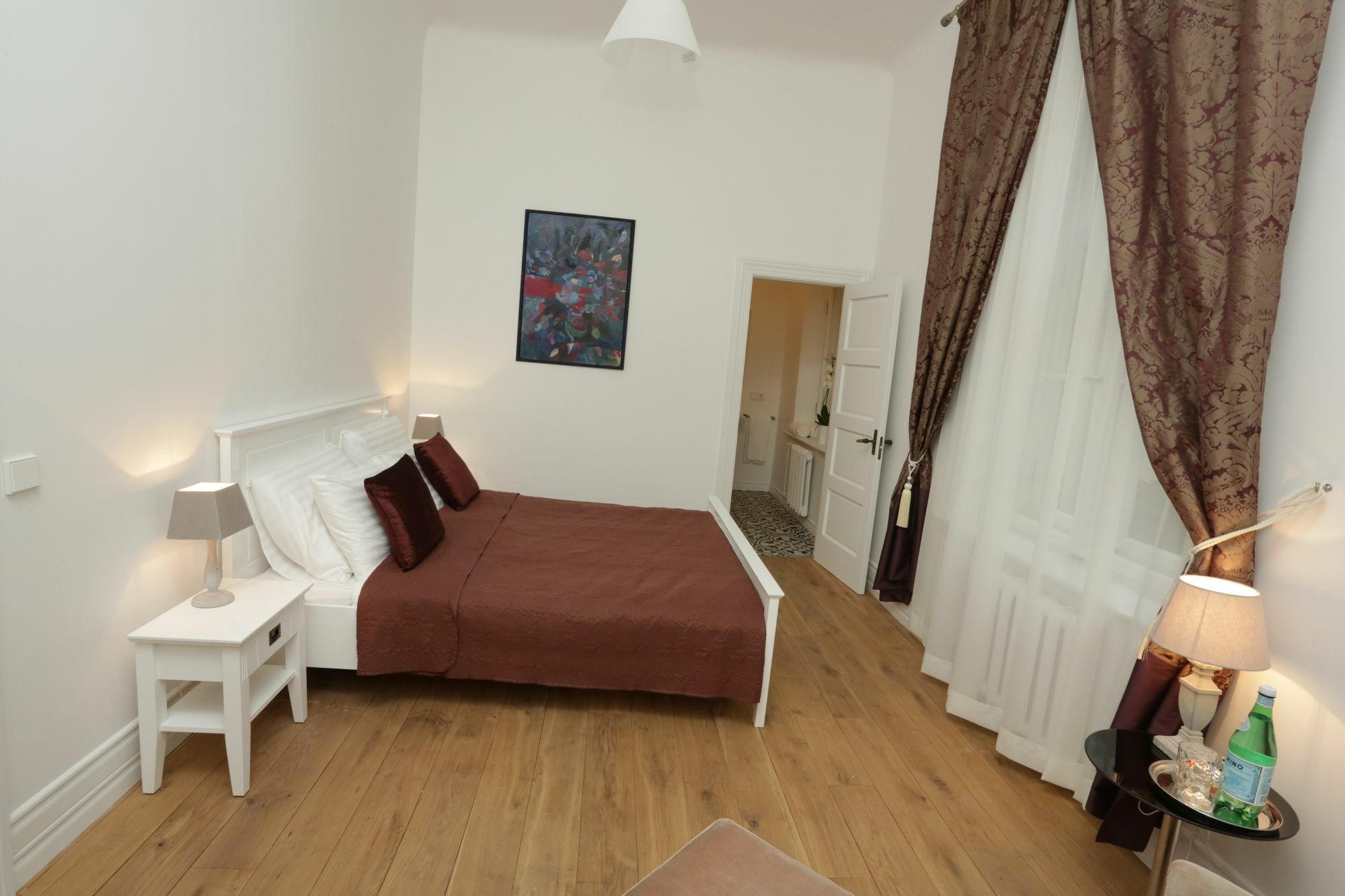Emilie'S Apartment รีกา ภายนอก รูปภาพ